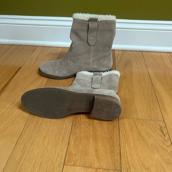Sole Society Taupe Shearling Winter Boots - Picture 2 of 3